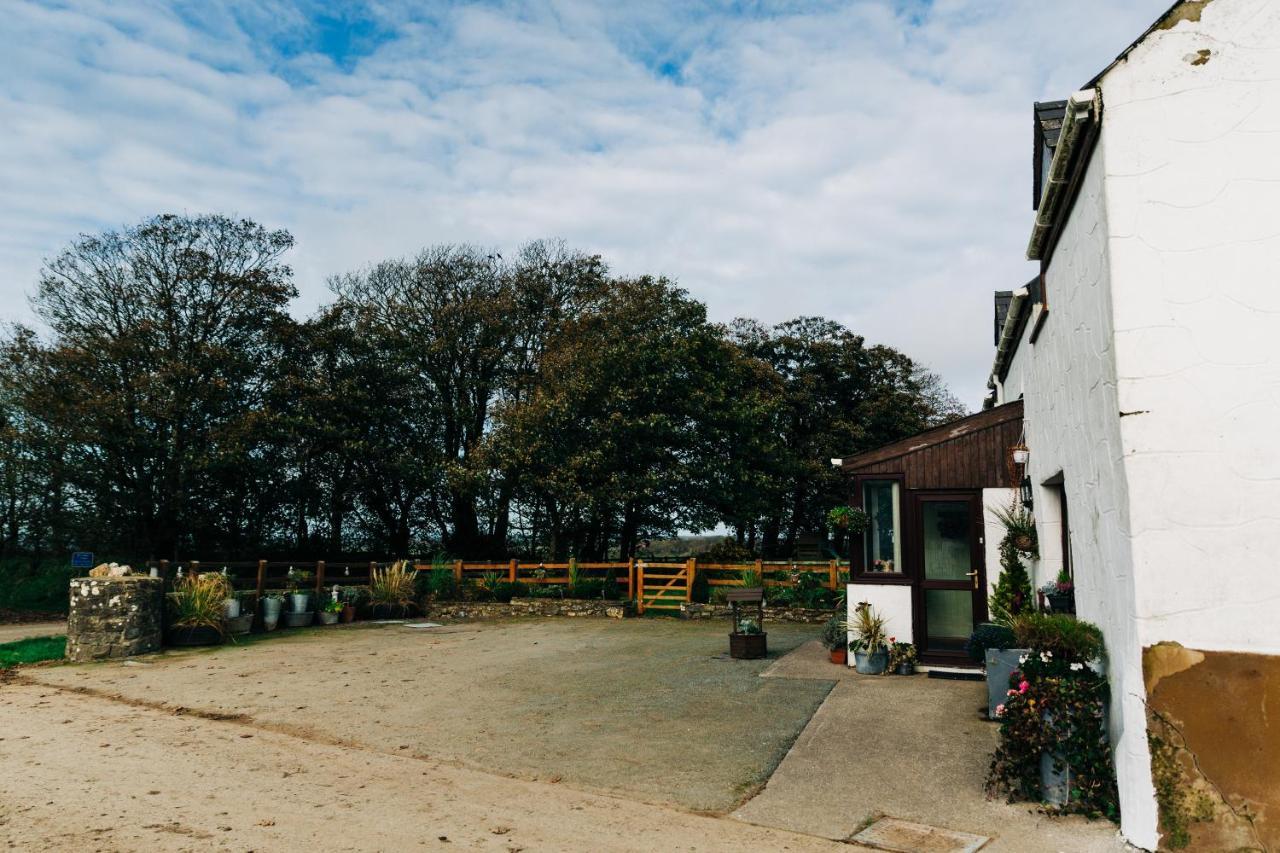 The Farmhouse Lochmeyler Llandeloy Εξωτερικό φωτογραφία